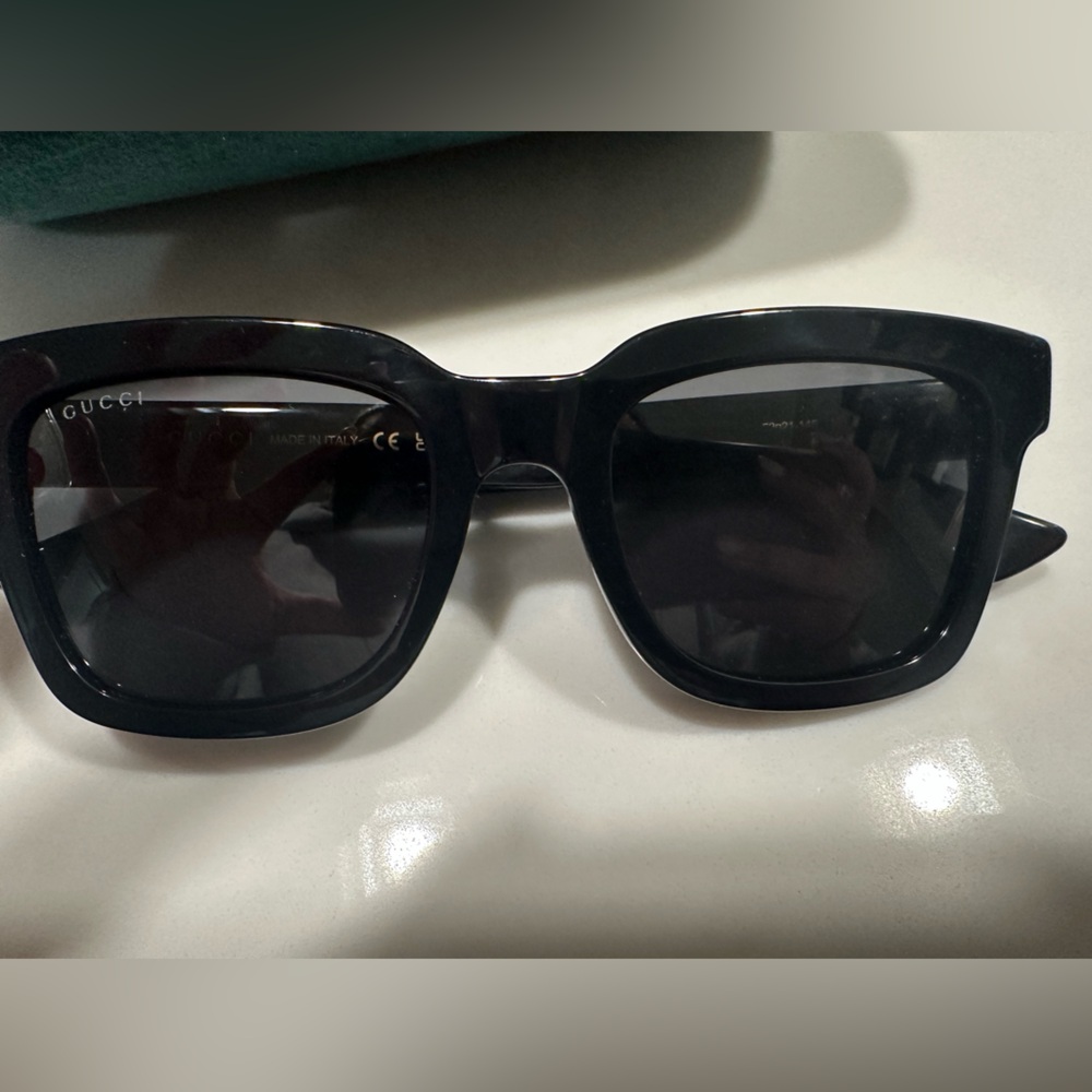 Gucci Black Sunglasses with Dark Lenses